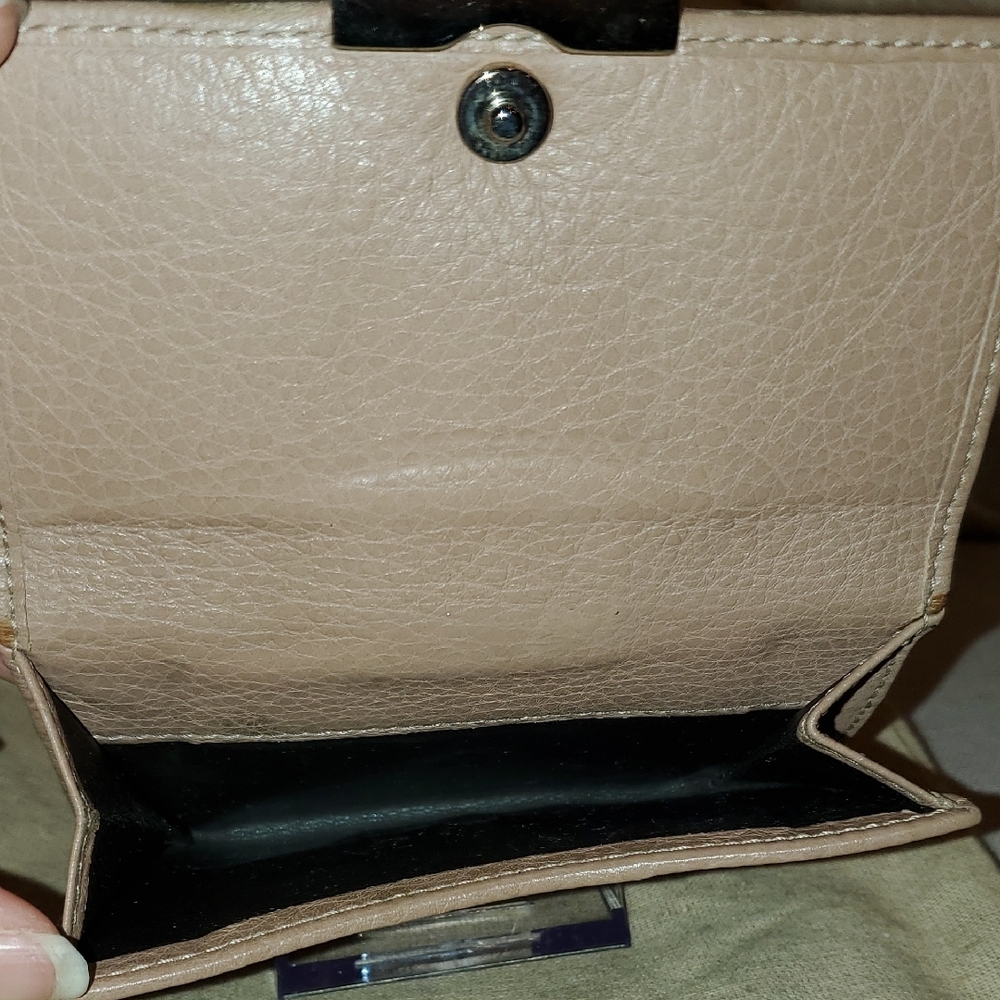Gucci Brown and Tan Wallet - Picture 8 of 17